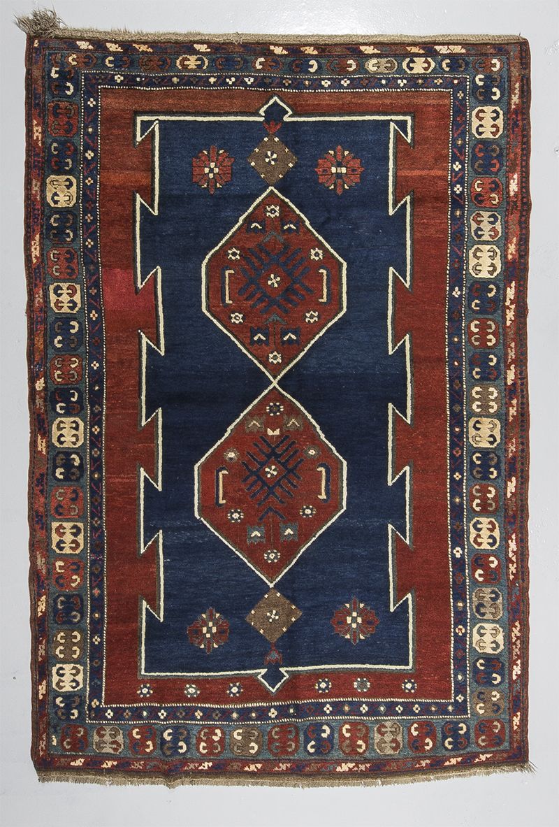 Antique Carpets | Bozyak Halı